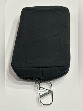 NEW, VALENTINO Beauty Makeup Black Toiletry Unisex Bag "V" Logo - Zipper Pouch